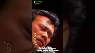 SEBUJUR BANGKAI ( selama ini diri berhiaskan cahaha sekarang terbungkus kain kafan ) _RHOMA IRAMA