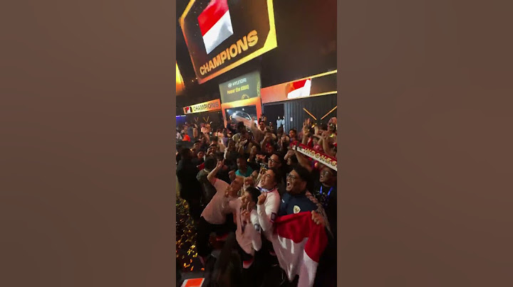 Celebrating like champions! 🏆🇮🇩 #FeWCeFootball #Console