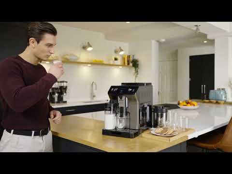 Eletta Explore | Hot milk drinks with LatteCrema Hot Technology