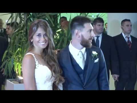 Soccer Star Lionel Messi Kisses His Bride 