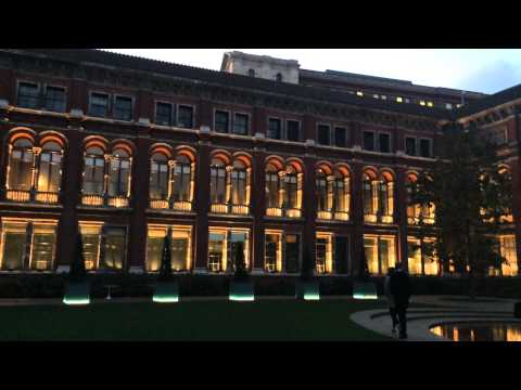 Video: Opas Lontoon Victoria and Albert Museumiin