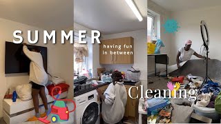 Summer huge cleanout, dismembering furniture for a new home beginning, eating out & unboxing.