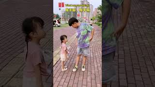 Dad Gave His Daughter Money To Win The Game #funny #cute #comedy #baby #cutebaby #funnybaby