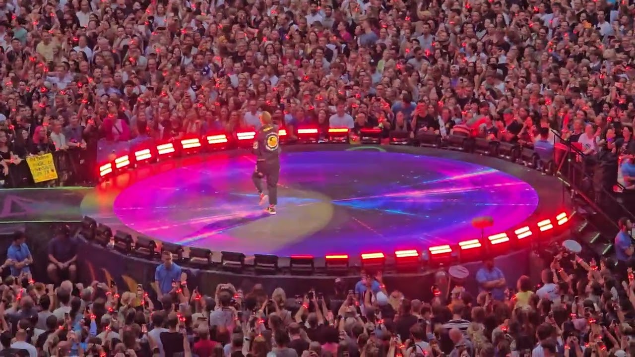 Coldplay - Higher Power / Music of the Spheres Tour 2024 Düsseldorf Merkur Spiel-Arena 23.07.2024