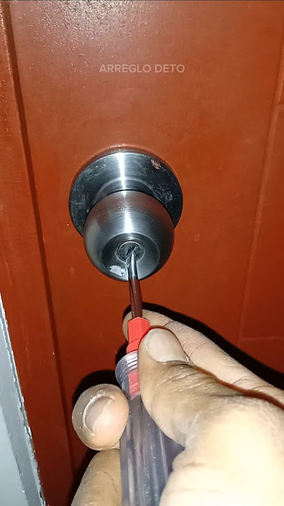Abrir puerta de baño cerrada por dentro #abrir #puerta #baños #cerrada #arreglodeto