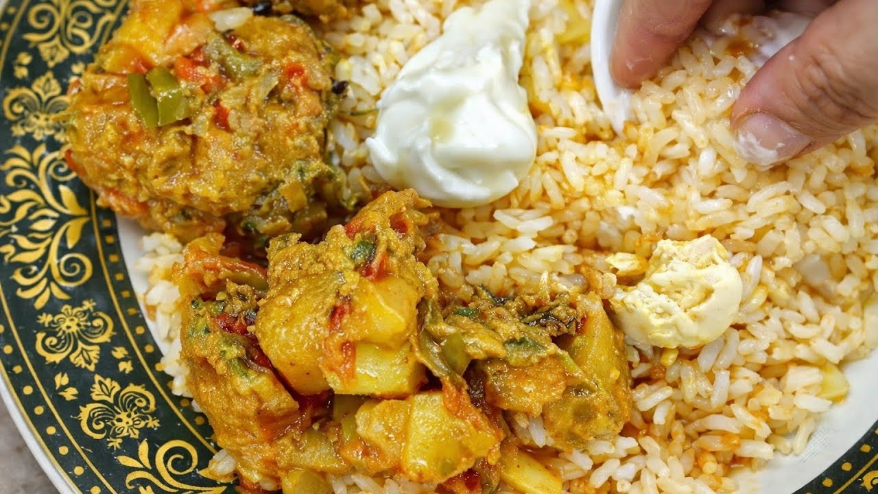 Eating Lunch (Egg, Fish, Rice, Vegetables)