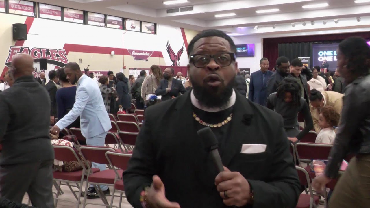 Darkness Cannot Stop The Light, One Life One Light | Pastor R. Kevin Matthews | Living In The Word