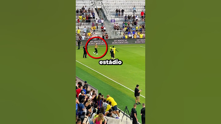 Ele é o TORCEDOR mais SORTUDO do MUNDO… #futebol #shorts