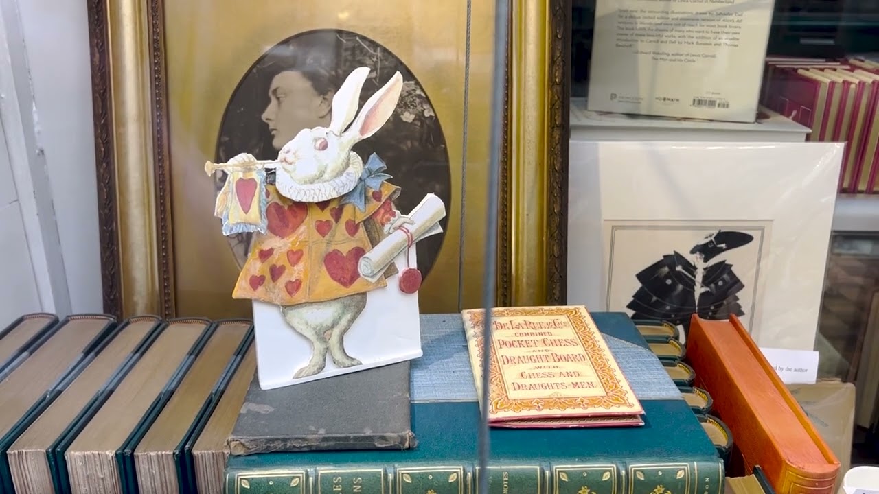 MapPinFourAlice