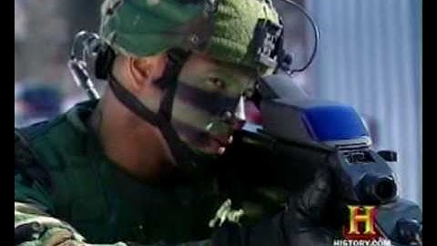 XM29 OICW (Objective Individual Combat Weapon) Prototype