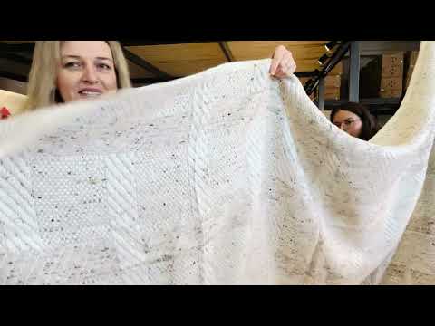 Ковдри, пледи, покривала секонд-хенд мікс 1 сорт від 10 кг, видео 5