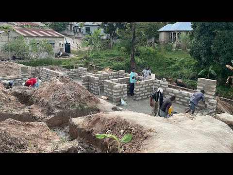 HII NDIO FAIDA YA KUJENGA KWENYE ENEO LA MUINUKO UNAPATA NYUMBA MBILI KWA MOJA Mrhouse Constructio