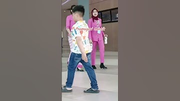 Pramugari Cantik Bandara Soekarno Hatta#bandarasoekarnohatta#pramugaricantikbatikair