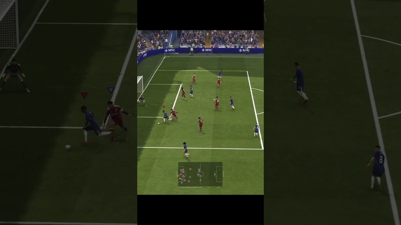 Джейми Гиттенс умело обыграл защитника | FC 26 | PS5