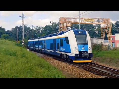 S3 (Os 8312) Přijíždí do stanice Jindřichův Hradec