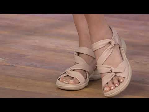 clarks saylie moon sandals