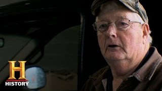 Appalachian Outlaws: Tony Turns the Tables on the General (S2, E10) | History screenshot 1