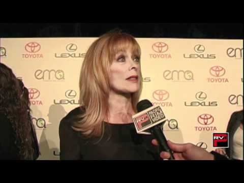 Frances Fisher at the 2010 EMA Awards