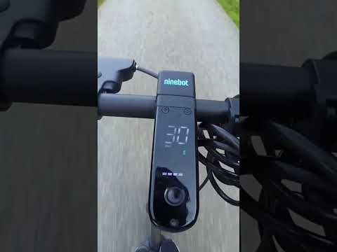 Разгон до максимальной скорости вдвоем Segway Ninebot G30D