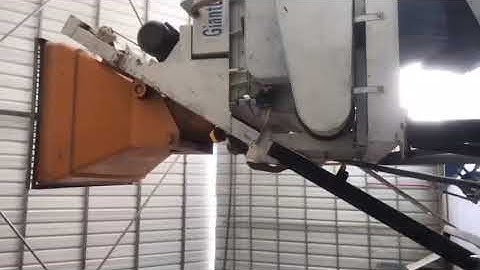 QT6-15 block machine in Ghana customer factory, this customer came to visit our fatcory 2019