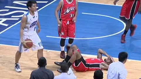 The James Yap-Calvin Abueva matchup gets heated