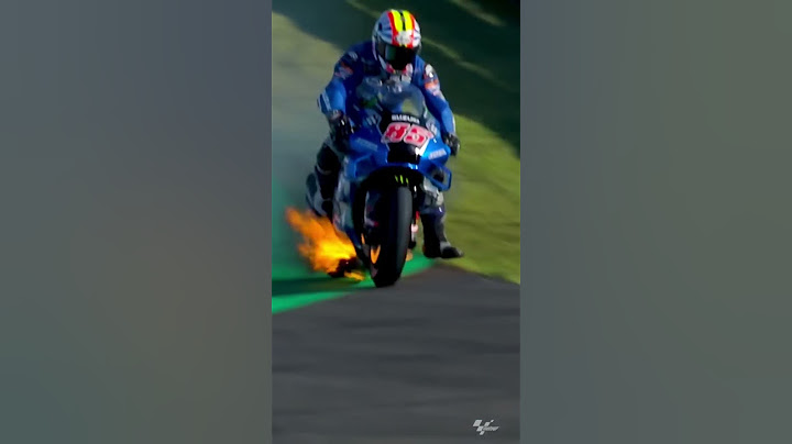 Tsuda’s GSX-RR’s gone into a fireball! 🔥 | 2022 #JapaneseGP