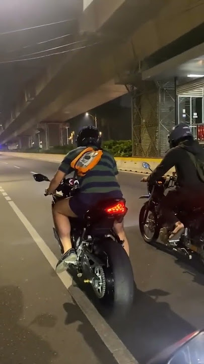 zx 25r vs satria fu