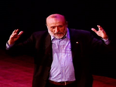 Carlo Petrini: Creating a Sustainable Community-4