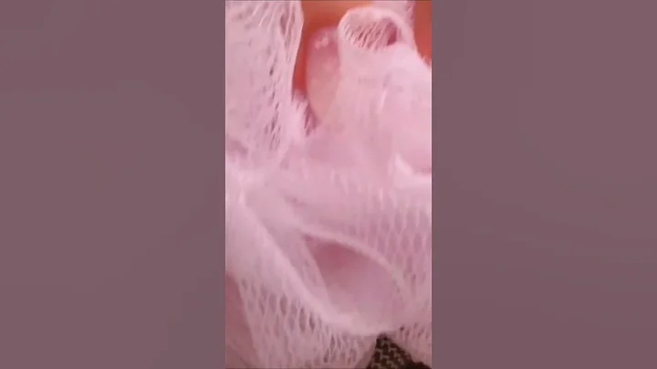 ASMR Mic Scratching with an Exfoliating Bath Sponge ❤️ #shorts #asmr