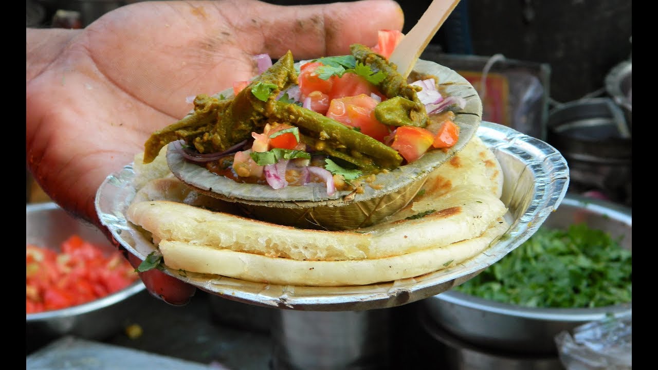 दिल्ली के प्रसिद्ध छोले कुलचे | Chole Kulche | Famous Street Food