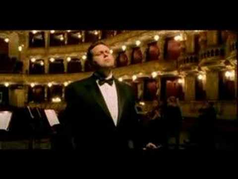 Paul Potts - Prague Opera House Medley - Long Version