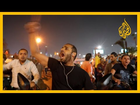 🇪🇬 في ظل مظاهرات احتجاجية متواصلة منذ أربعة أيام.. دعوات لجمعة غضب في مصر