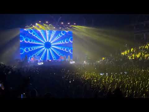 Akon feat. Bob Sinclar - Til The Sun Rise Up (Live in Moscow 2025)