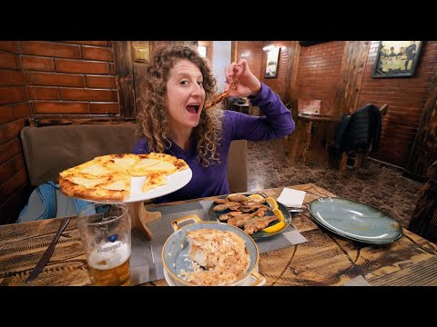 Traditional Adjarian Food in Batumi | Lazuri Khachapuri, Red Mullet, Sinori | Georgian Food Tour