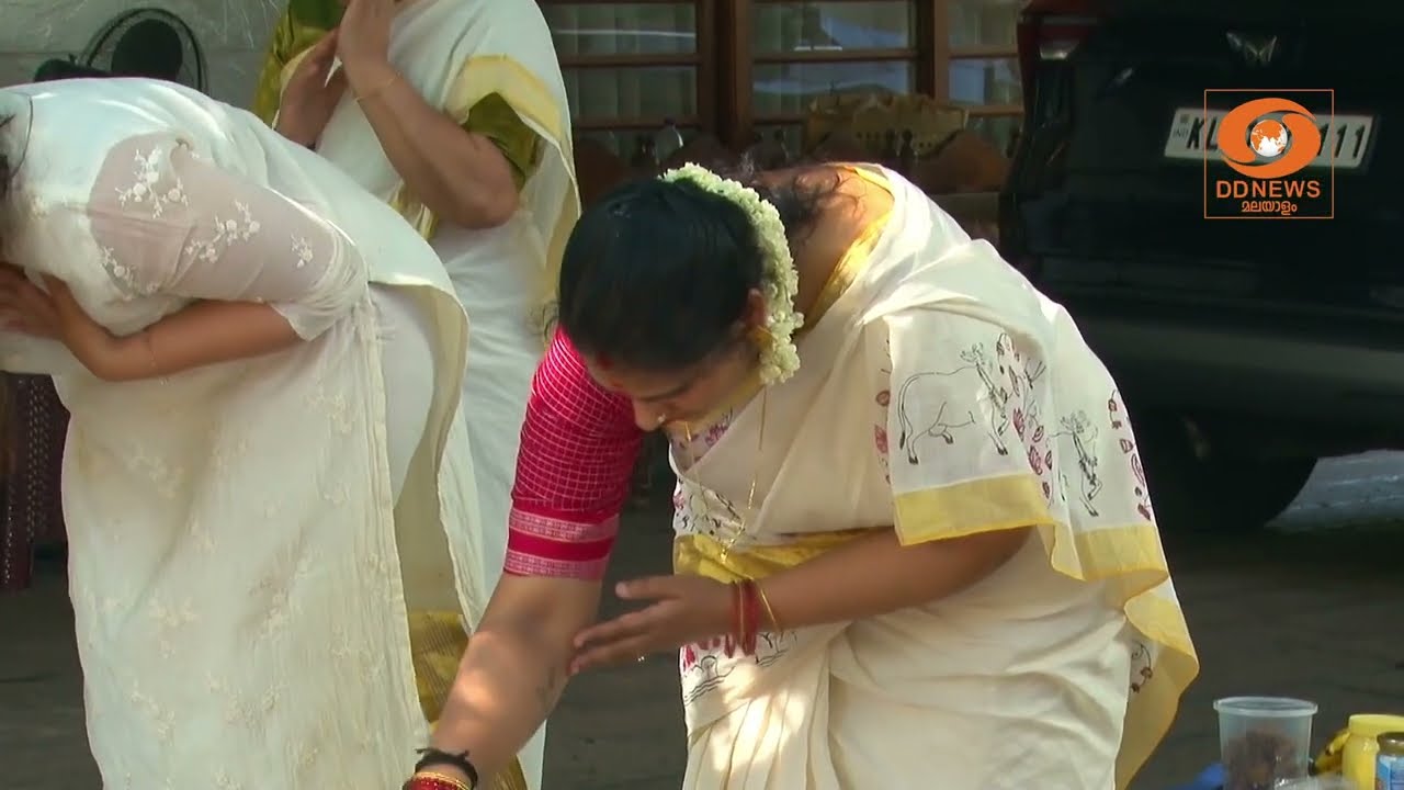 പതിവ് തെറ്റിക്കാതെ ഇത്തവണയും പൊങ്കാല അർപ്പിച്ചു കേന്ദ്ര സഹമന്ത്രിയുടെ ഭാര്യ രാധിക സുരേഷ്