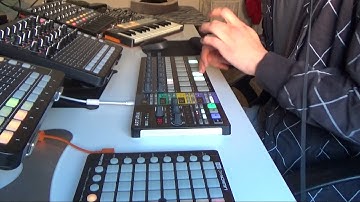 Ableton Live Looping Performance #03 - Trap/Techno/Electro w/Arturia Beatstep Pro