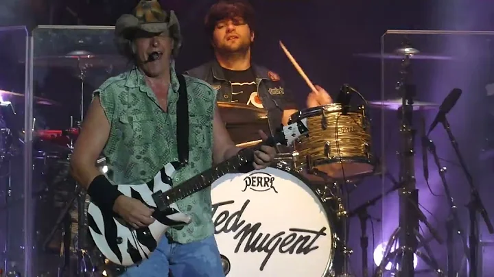 "Fred Bear" Ted Nugent@Penns Peak Jim Thorpe, PA 8...