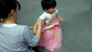 嘉嘉公主服不想脫掉