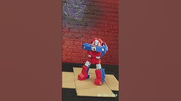 Breakdance Battle: Soundwave Vs Gears | 80s Week | TRANSFORMERS 40th ANNIVERSARY