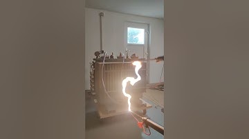 Distribution Transformer Arc Discharge High Voltage Transformer #shorts #highvoltage #shortcircuit