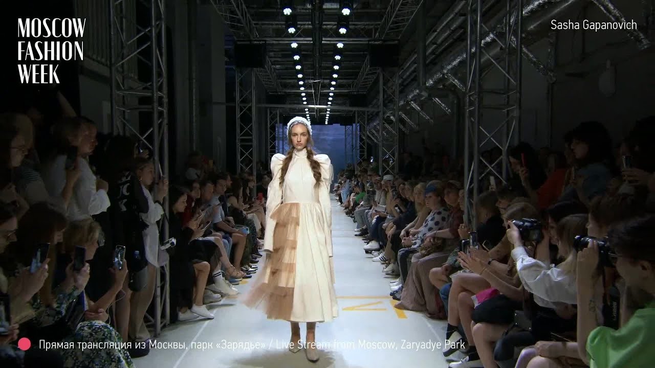 Sasha Gapanovich Fall Winter 2022-23 Fashion Show | Moscow Fashion Week