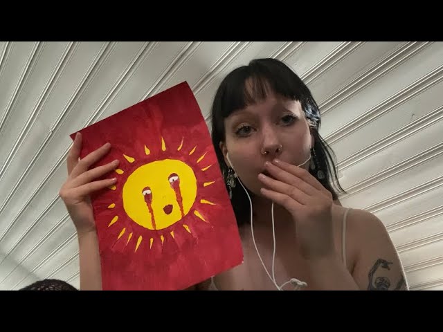 ASMR Suomi- esittelen mun maalauksia, kuiskailuja ja sanojen toistamista ^v*