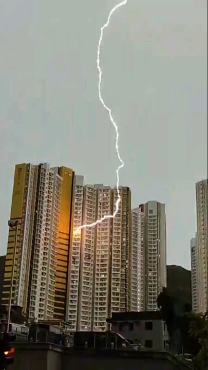 Thunder Strom in Hong kong #hongkong #weather #thunder #strom #rain #shorts #viral #trending