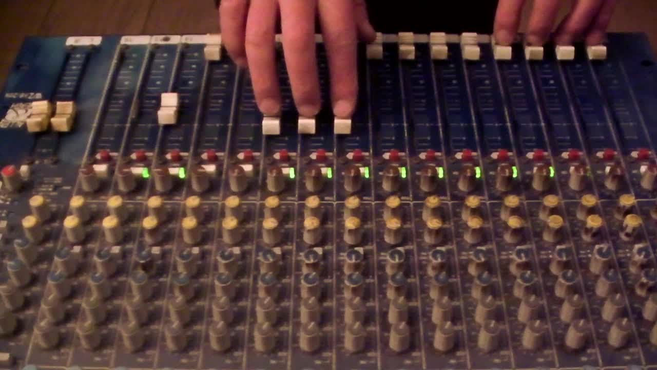 Rockers Control e Victor Rice - Peace and Love (Dub Clip)