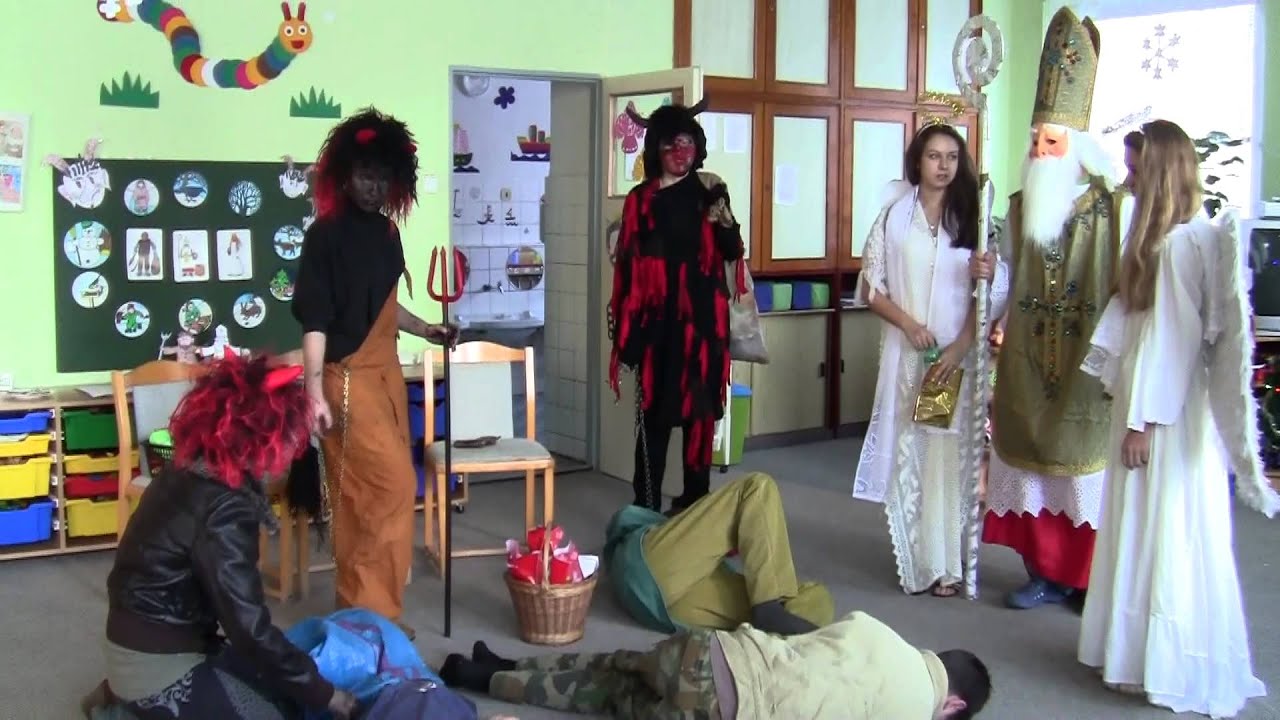 Mikuláš ve školce 2012