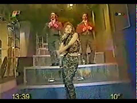 Thalia en "Decime Cual es tu nombre" - Argentina 1996 - YouTube