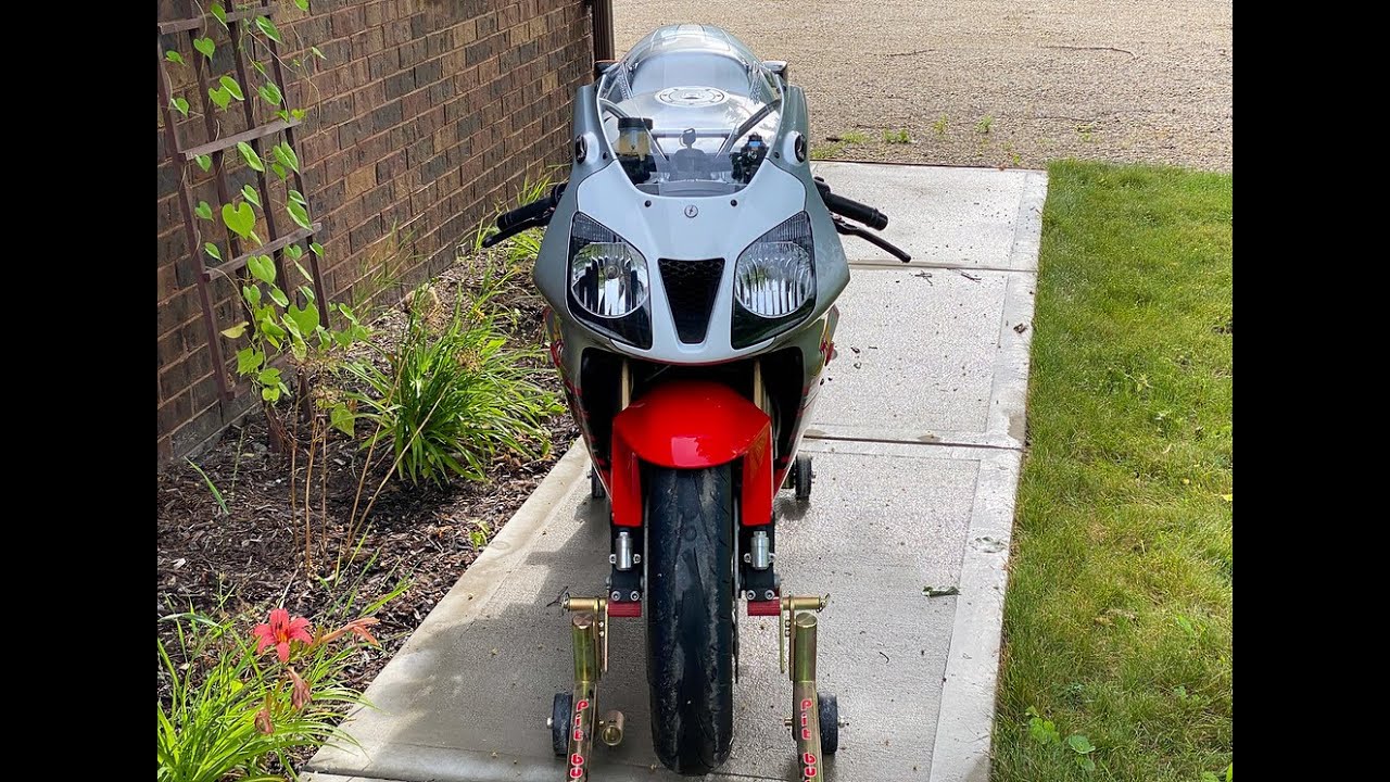 2004 Honda RC51 Nicky Hayden Edition – Iconic Motorbike Auctions