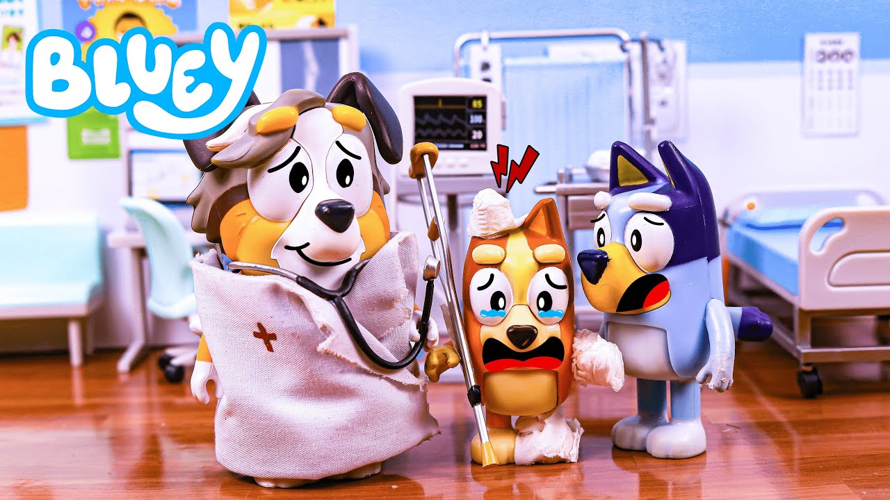 BLUEY AND BINGO Goes To Hospital 🚨🚨 Pretend Play With Bluey Toys