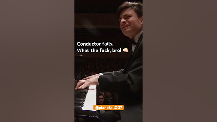 Poor #pianist! 💐 #conductor #fail in #tchaikovsky #concerto