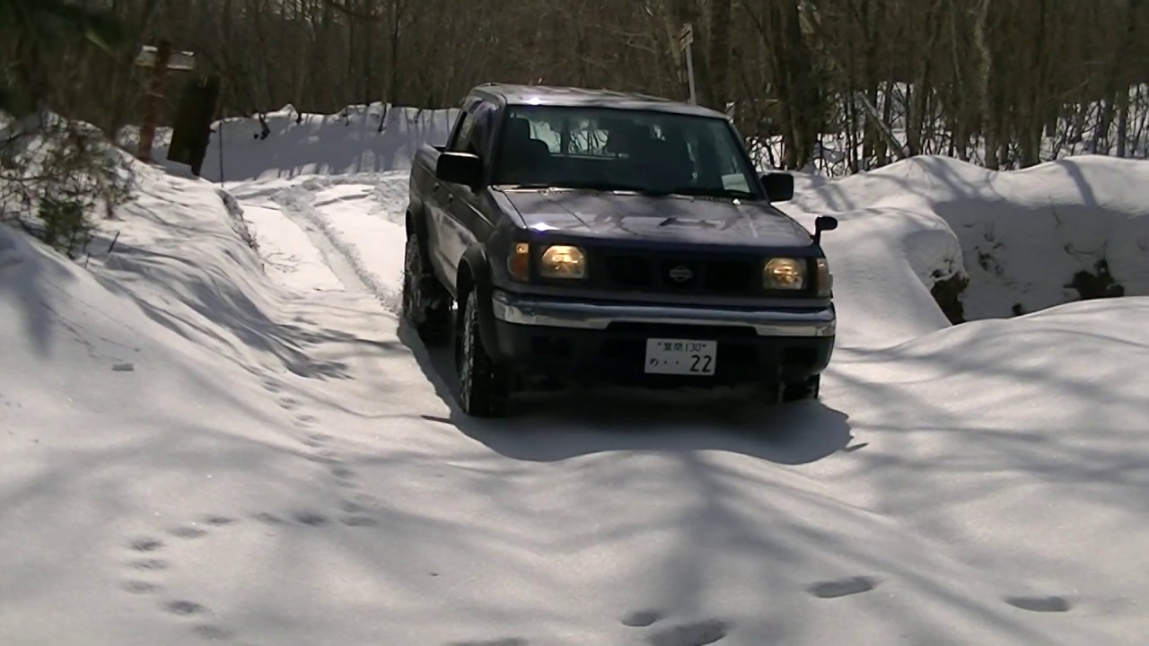 Nissan datsun d22